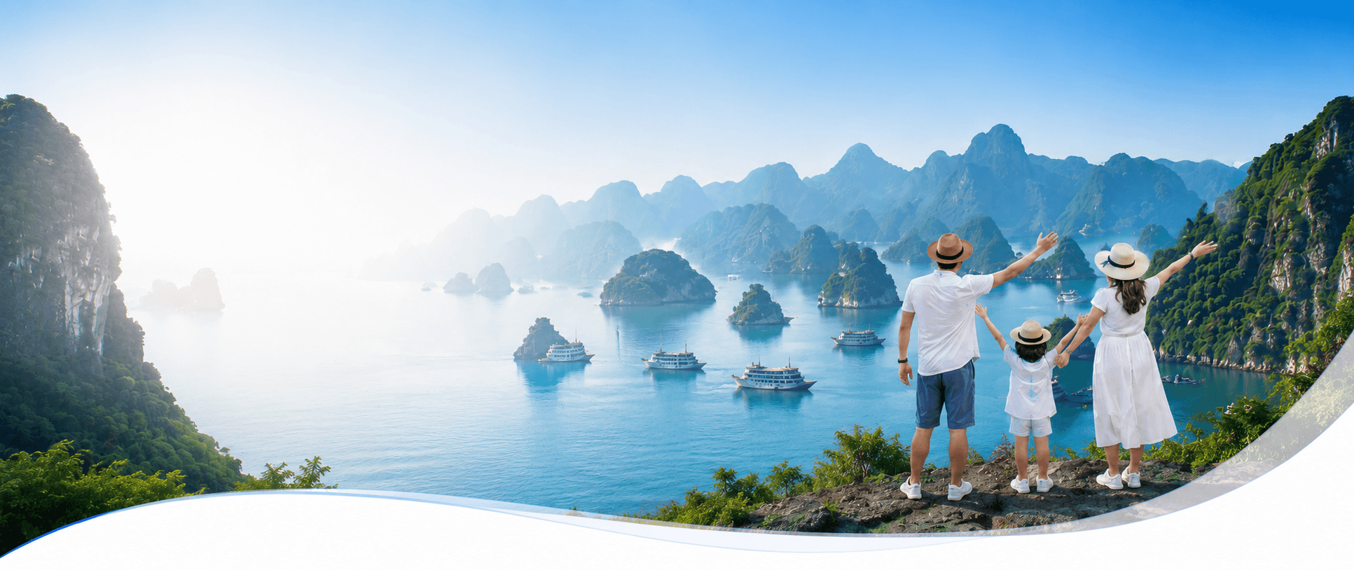Gia đình khám phá vịnh Hạ Long cùng EVANUS